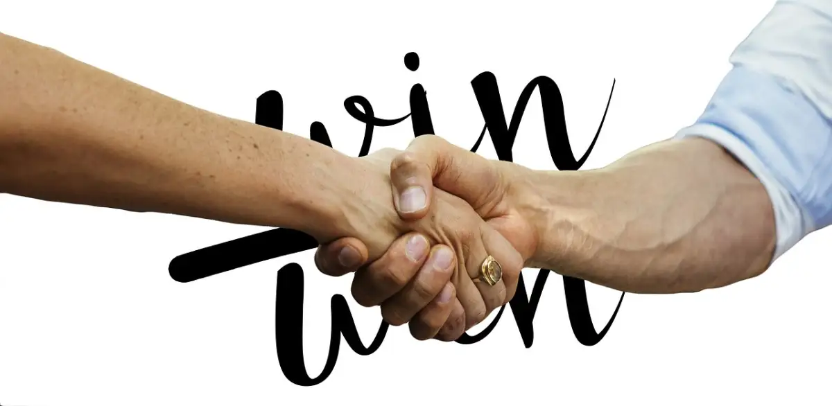 後悔しない電話占い師の選び方